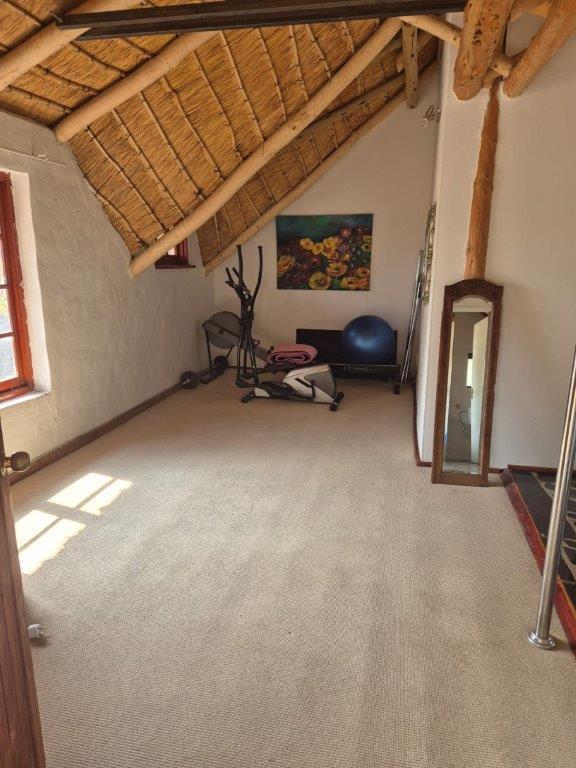 6 Bedroom Property for Sale in Ladybrand Free State